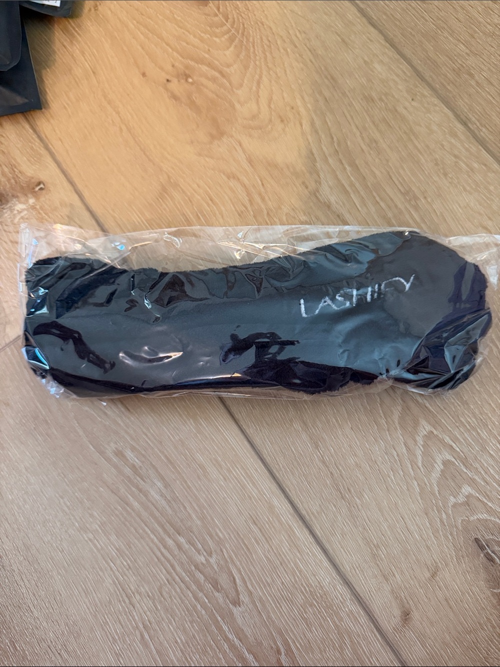 New Lashify plush headband